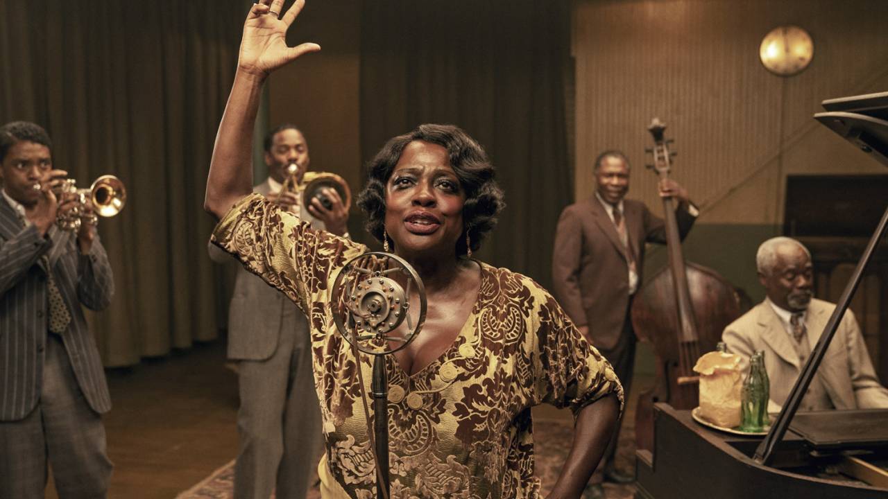 DESPERDÍCIO - Boseman (à esq.) e Viola (no centro): atuações vigorosas se perdem em adaptação teatral e enfadonha -