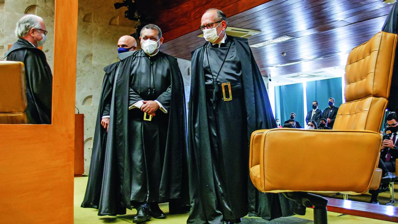 TENSÃO - Ministros: no embate entre o governo e o STF, prevaleceu o bom senso -