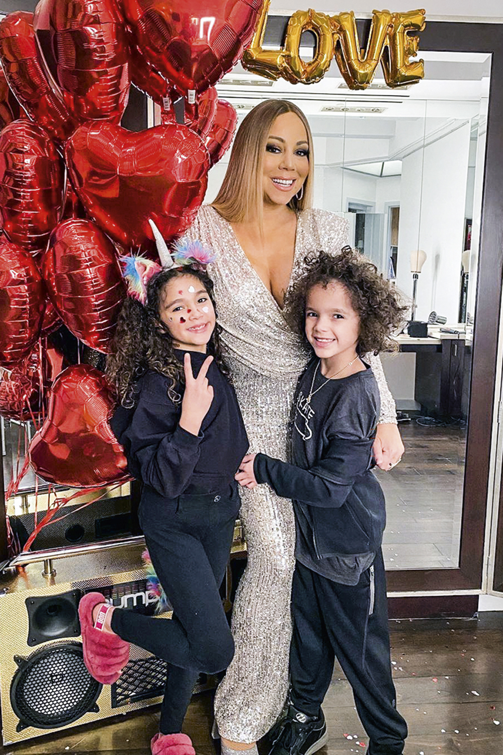 MARIAH-CAREY—INSTAGRAM-@MARIAHCAREY-27-2020.jpg2 REBENTOS - Mariah e os gêmeos: filhos de 9 anos ajudam a mãe a fazer sucesso no Tik Tok -