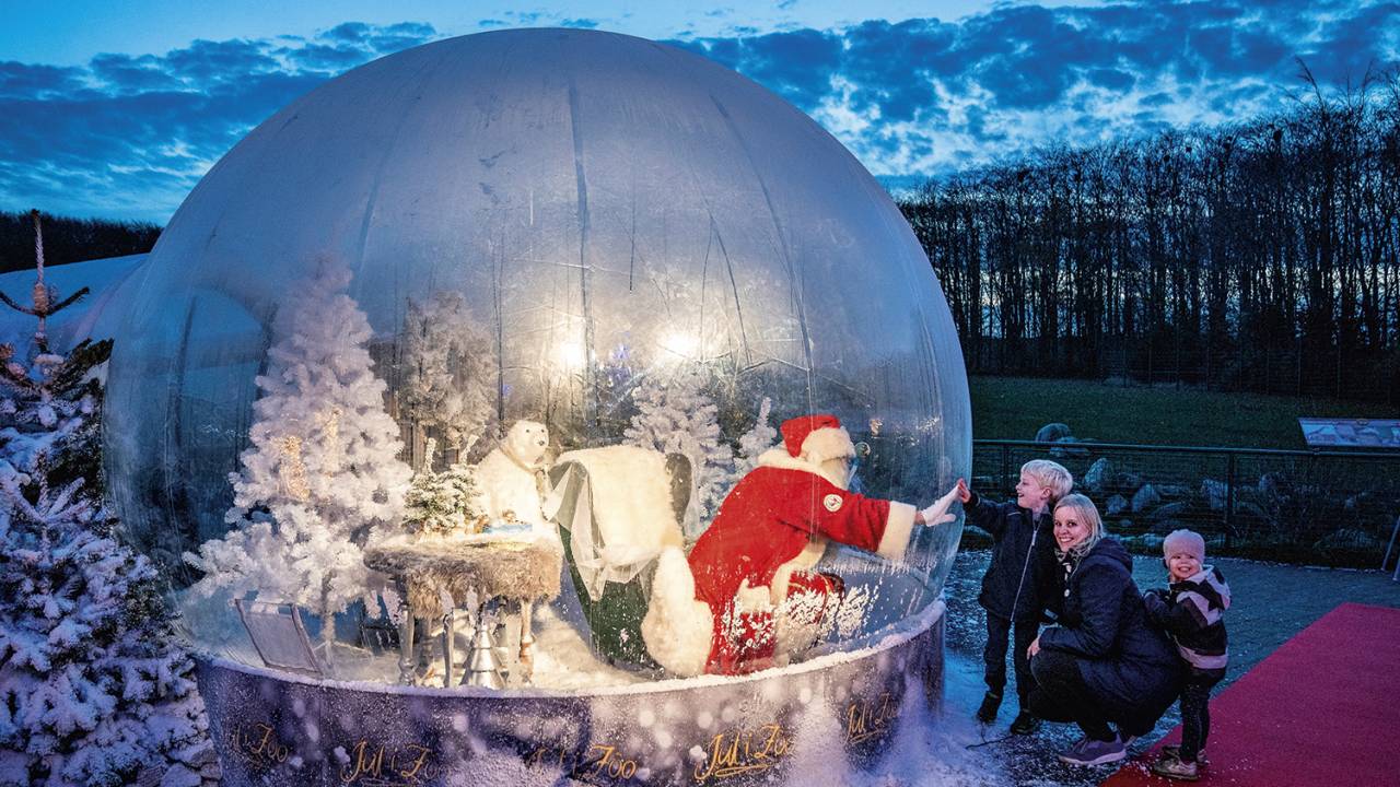 DE LONGE - Papai Noel em “bola de neve”, na Dinamarca: adeus, convívio social -