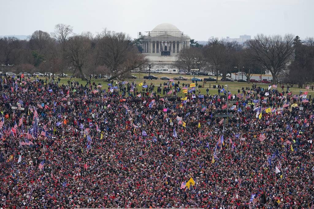 Apoiadores do presidente dos EUA, Donald Trump, manifestam-se no National Mall - Apoiadores do presidente dos EUA, Donald Trump, manifestam-se no National Mall -