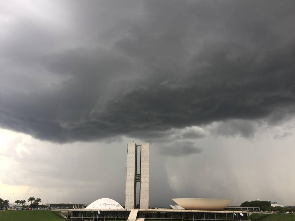 2020, o ano que não acabou. 2022, o ano que já começou