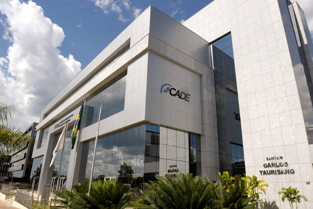 Área técnica do Cade pede condenação de Vivo, Oi e Claro por cartel