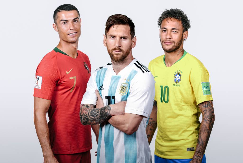 A diferença brutal no manifesto de Cristiano Ronaldo, Messi e Neymar rumo à Copa