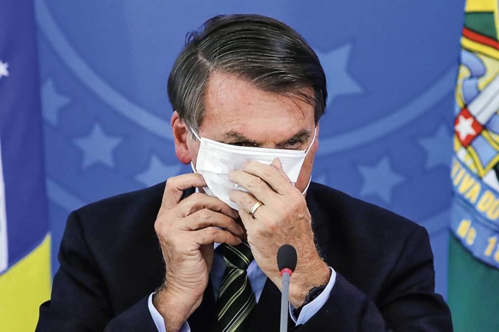 Mendes manda PGR reavaliar processo contra Bolsonaro que seria arquivado