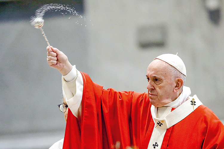 DIFICULDADES&ensp;- Francisco: mais toler&acirc;ncia com os gays, mas nem sempre -