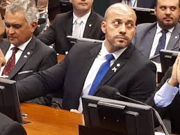 Votar pela prisão não é defender a cassação, dizem deputados do conselho