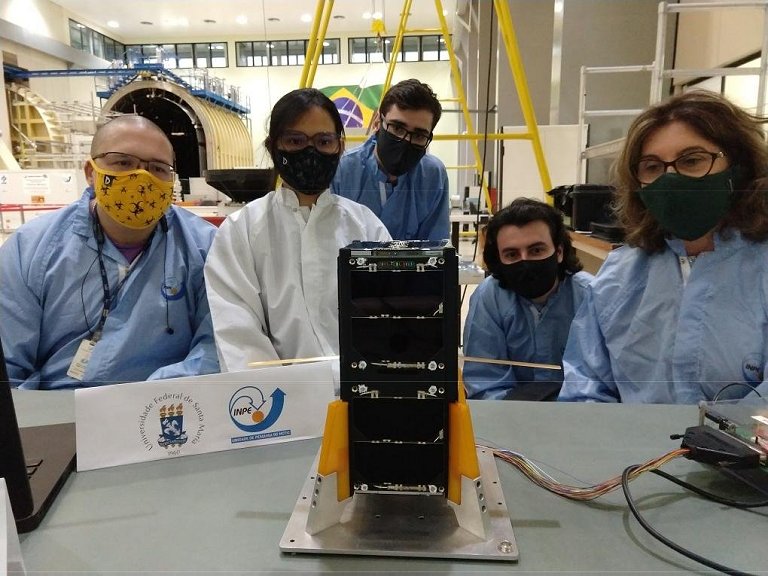 Lançamento de novo satélite brasileiro é adiado por 24 horas