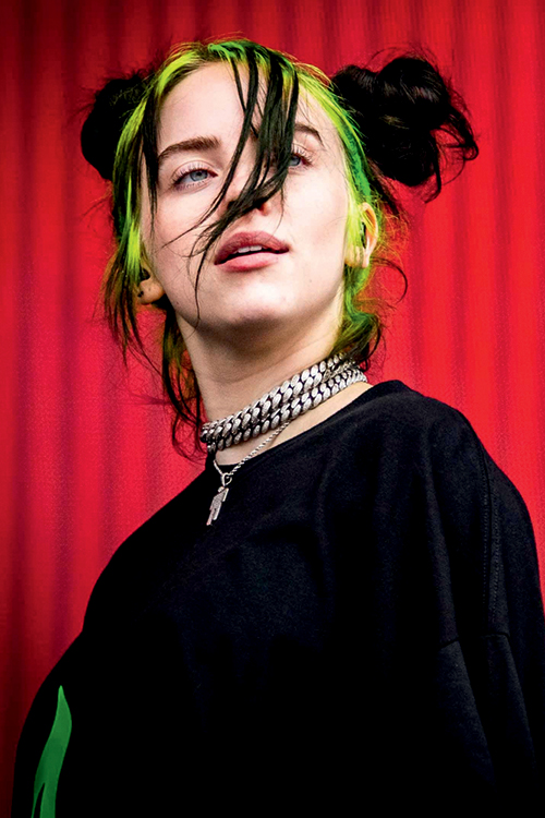 PIONEIRA -&ensp;Billie Eilish: estouro com can&ccedil;&otilde;es compostas em casa com o irm&atilde;o -