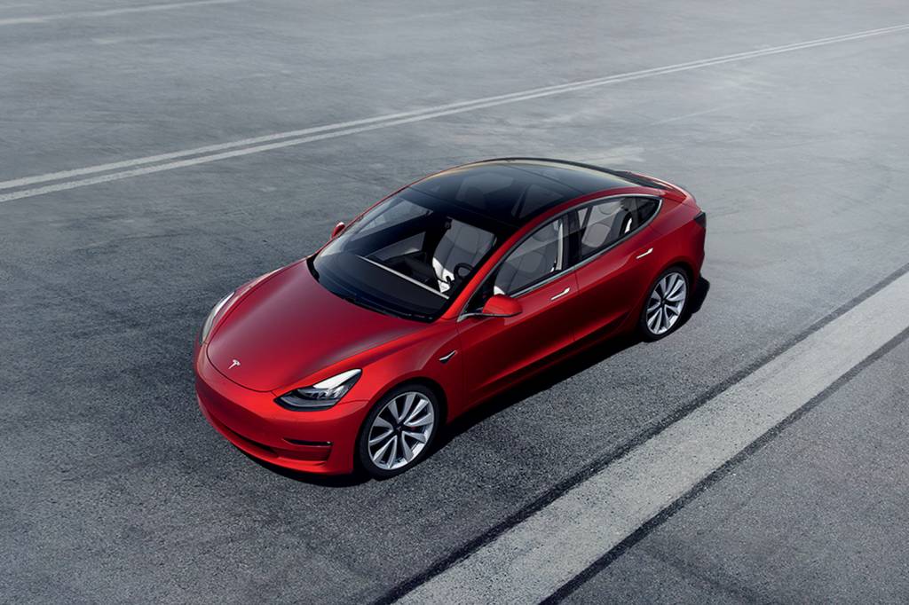 model_3_red.jpg ASTRO ASCENDENTE - Model 3, o veículo elétrico mais barato da Tesla: softwares para automação futura -