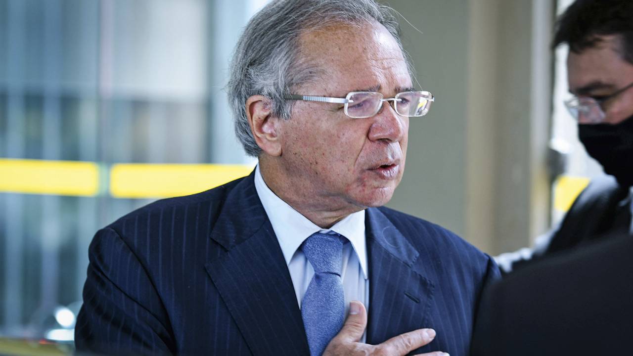 RESISTÊNCIA - Guedes: ameaça de desmembramento do ministério -