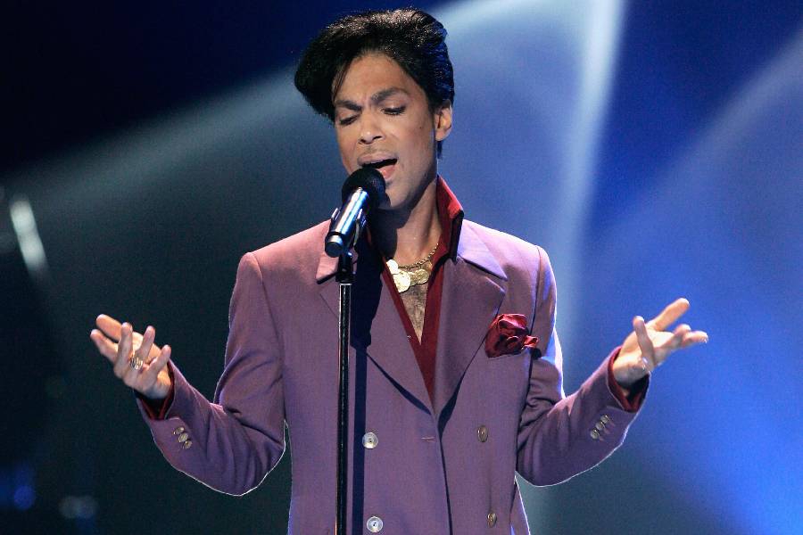 Finalmente, canções inéditas de Prince, guardadas em cofre, serão lançadas