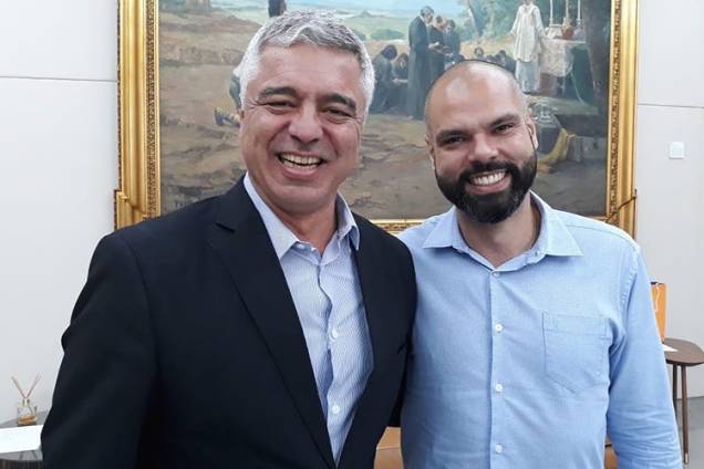 Bruno Covas ao lado do senador Major Olímpio, que morreu este ano em decorrência da Covid-19 - Bruno Covas ao lado do senador Major Olímpio, que morreu este ano em decorrência da Covid-19 -