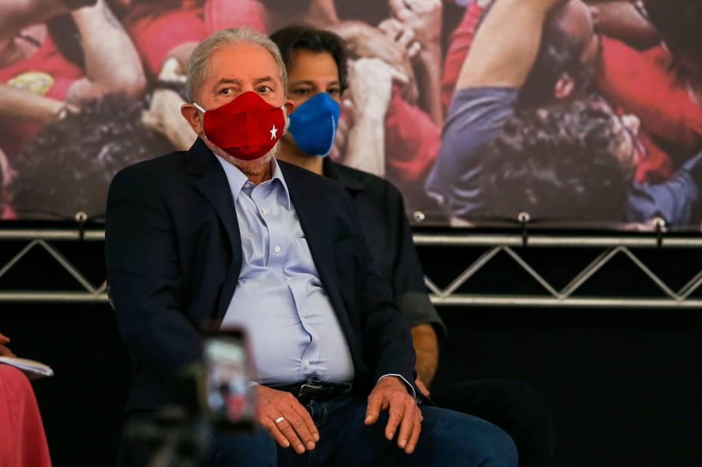 Notícia sobre Josué e Lula causa expulsão em grupo de WhatsApp de Skaf