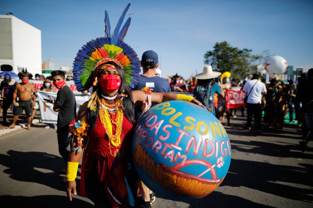 BRAZIL-HEALTH-VIRUS-BOLSONARO-PROTEST Protesto em Brasília