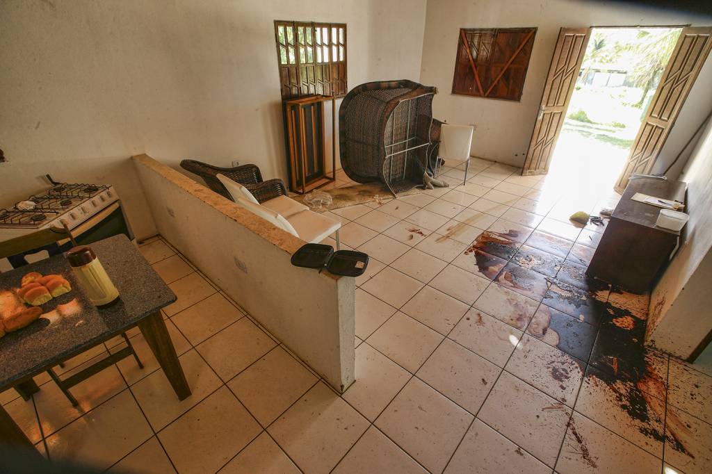 CAPITAO-ADRIANO-NOBREGA-MORTE-BAHIA-ESPLANADA-2020-9-(4).jpg FINAL TRÁGICO - Adriano foi localizado pela polícia na Bahia: a família afirma que ele foi executado como queima de arquivo -