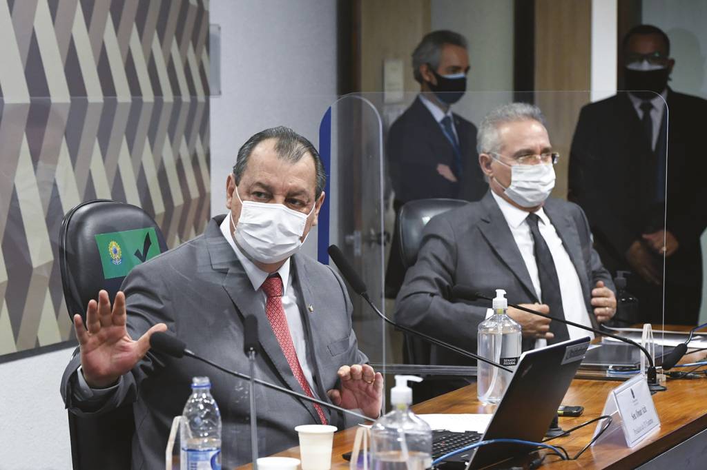 CPI-PANDEMIA-OMAR-AZIZ-RENAN-CALHEIROS-2021-03_-(1).jpg INTIMIDAÇÃO - Aziz e Calheiros: “Não podemos ter medo de arreganhos” -
