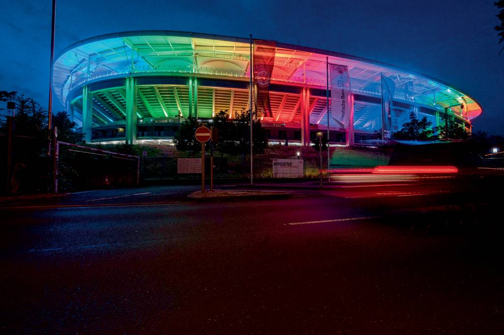 FBL-EURO-2020-2021-GER-HUN-RAINBOW ARCO-ÍRIS - Estádio em Frankfurt, Alemanha: solidariedade à comunidade LGBTQIA+ -