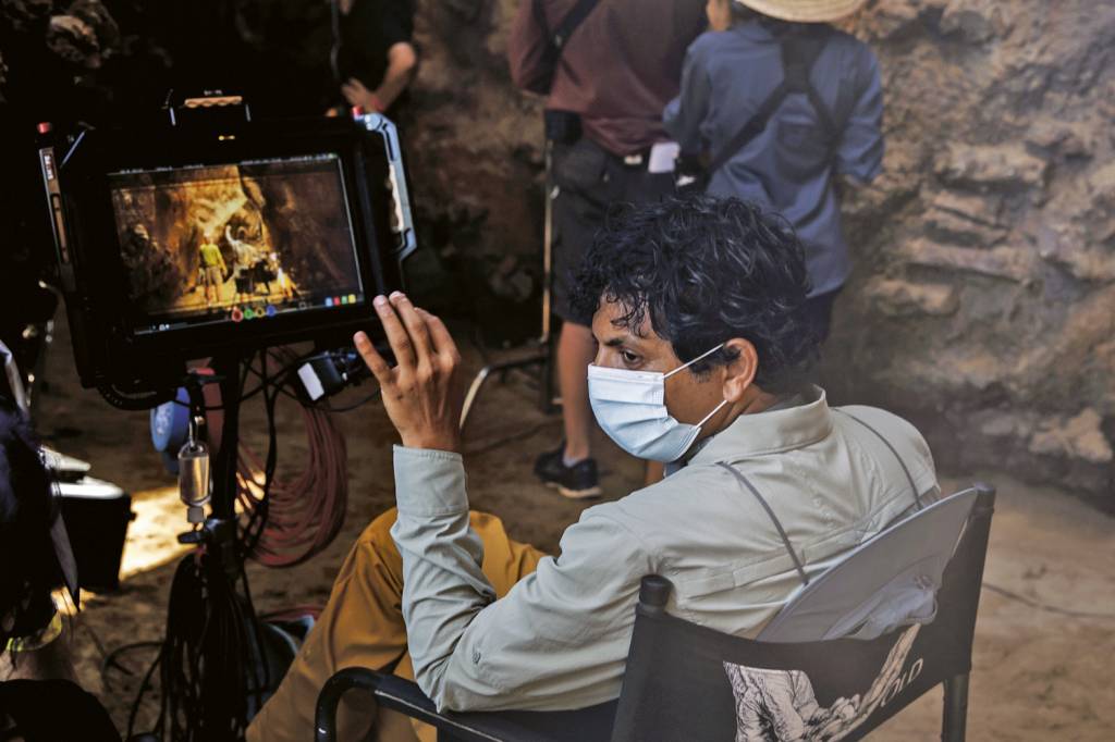 FILME-OLD-2021-27.jpg PROTOCOLO - Shyamalan: na pandemia, filme com locações ao ar livre -
