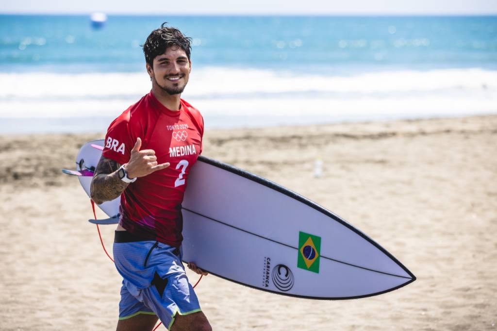 Gabriel Medina se afasta do circuito mundial para cuidar da saúde mental