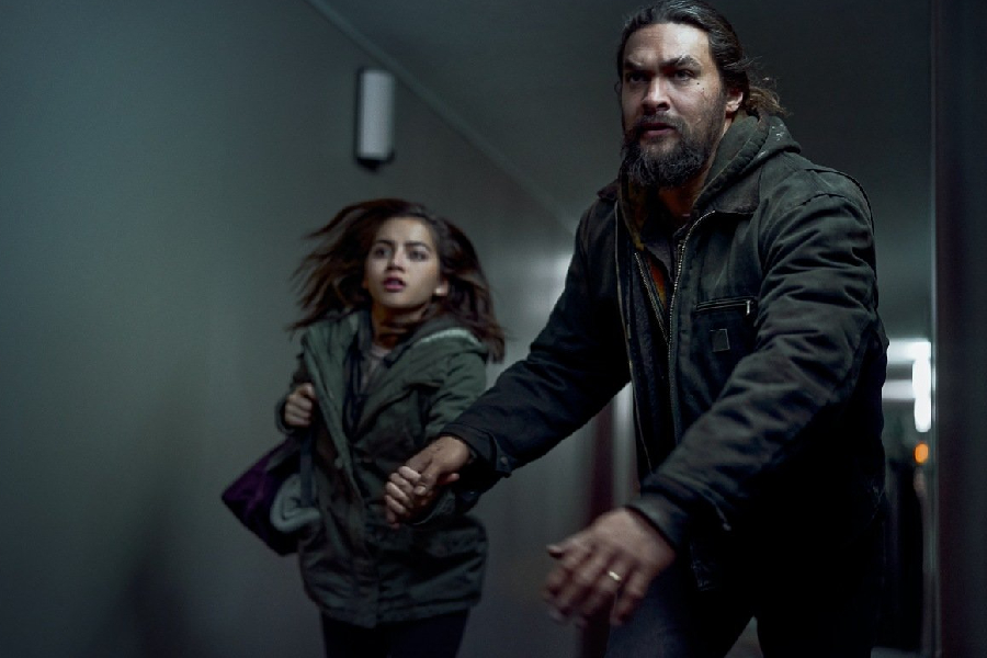 Jason Momoa, o eterno Aquaman, é pai em busca de vingança no filme 'Justiça em Família', da Netflix.