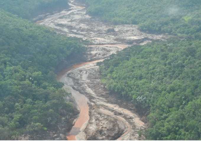 Prefeitos exigem participação em repactuação de Mariana