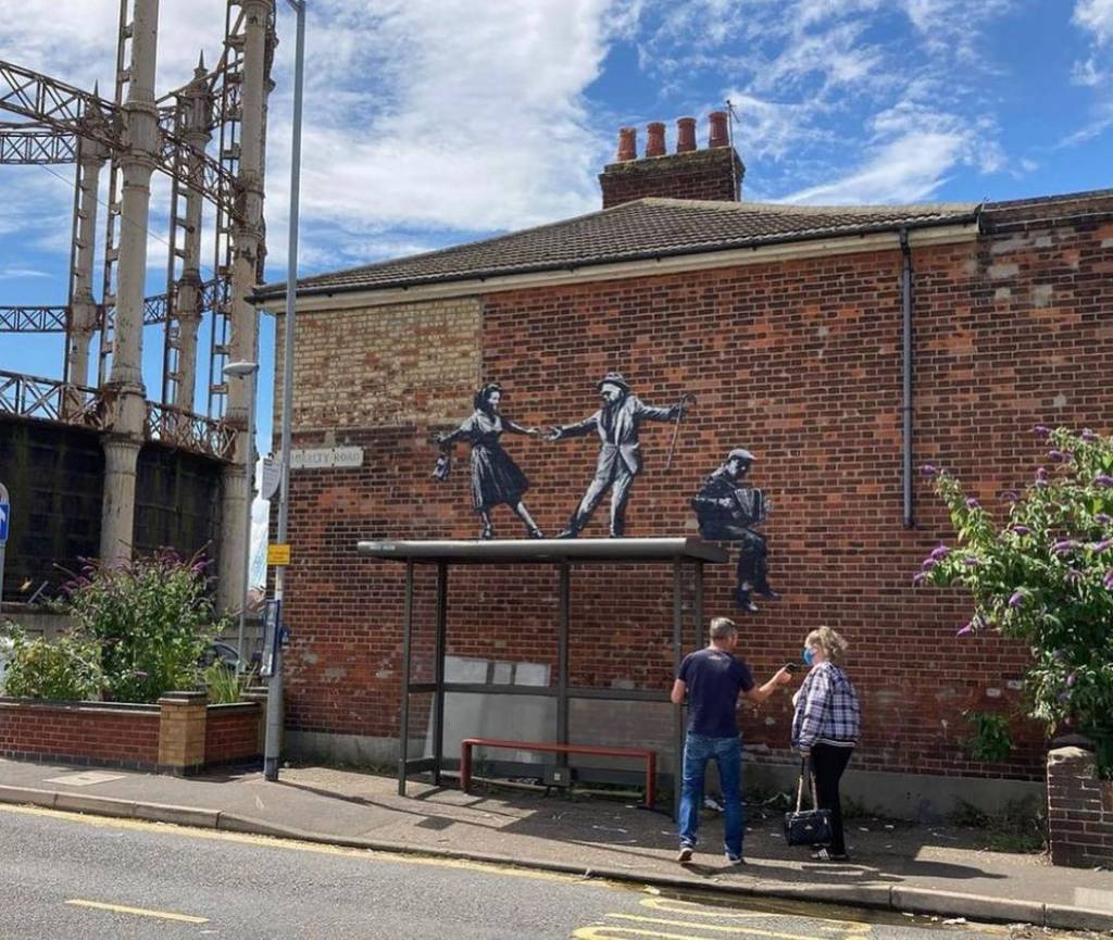 233172340_4129940313788538_2855098979817646244_n Banksy