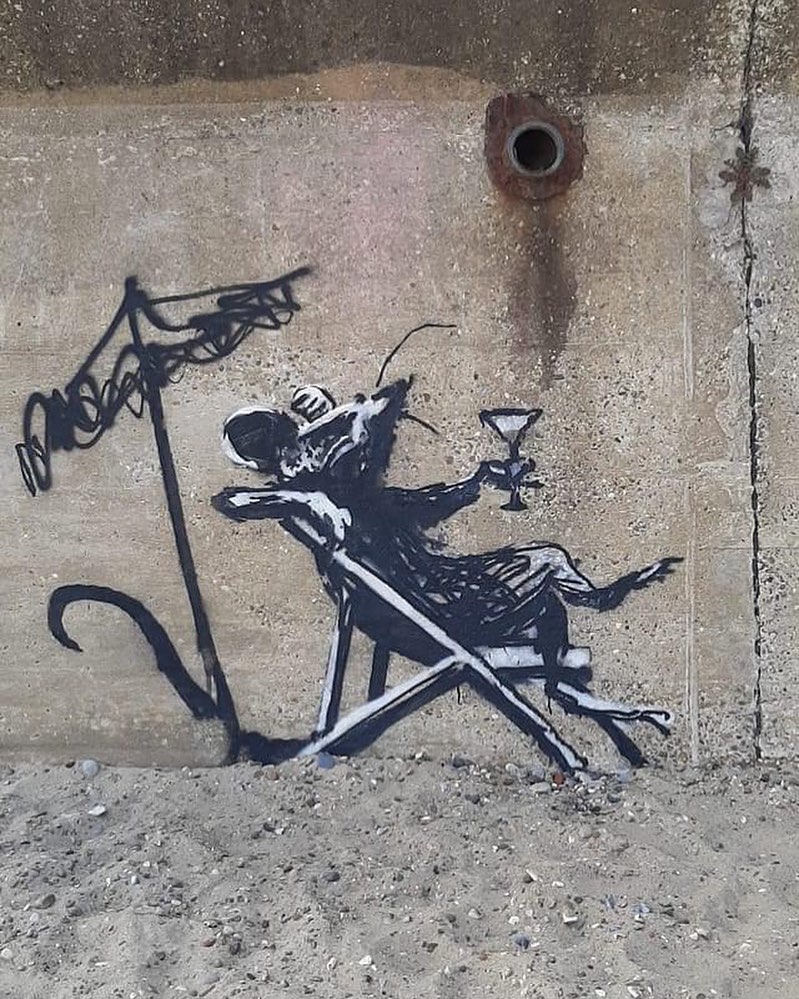 233431764_352271913024128_945467858769428276_n Banksy