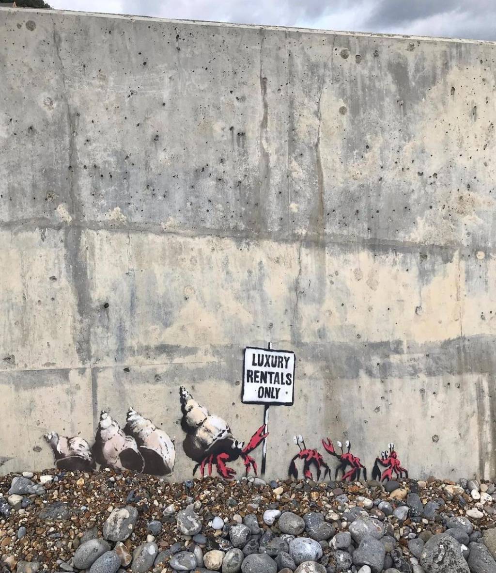 233974048_386650699554551_3034536775356694466_n Banksy