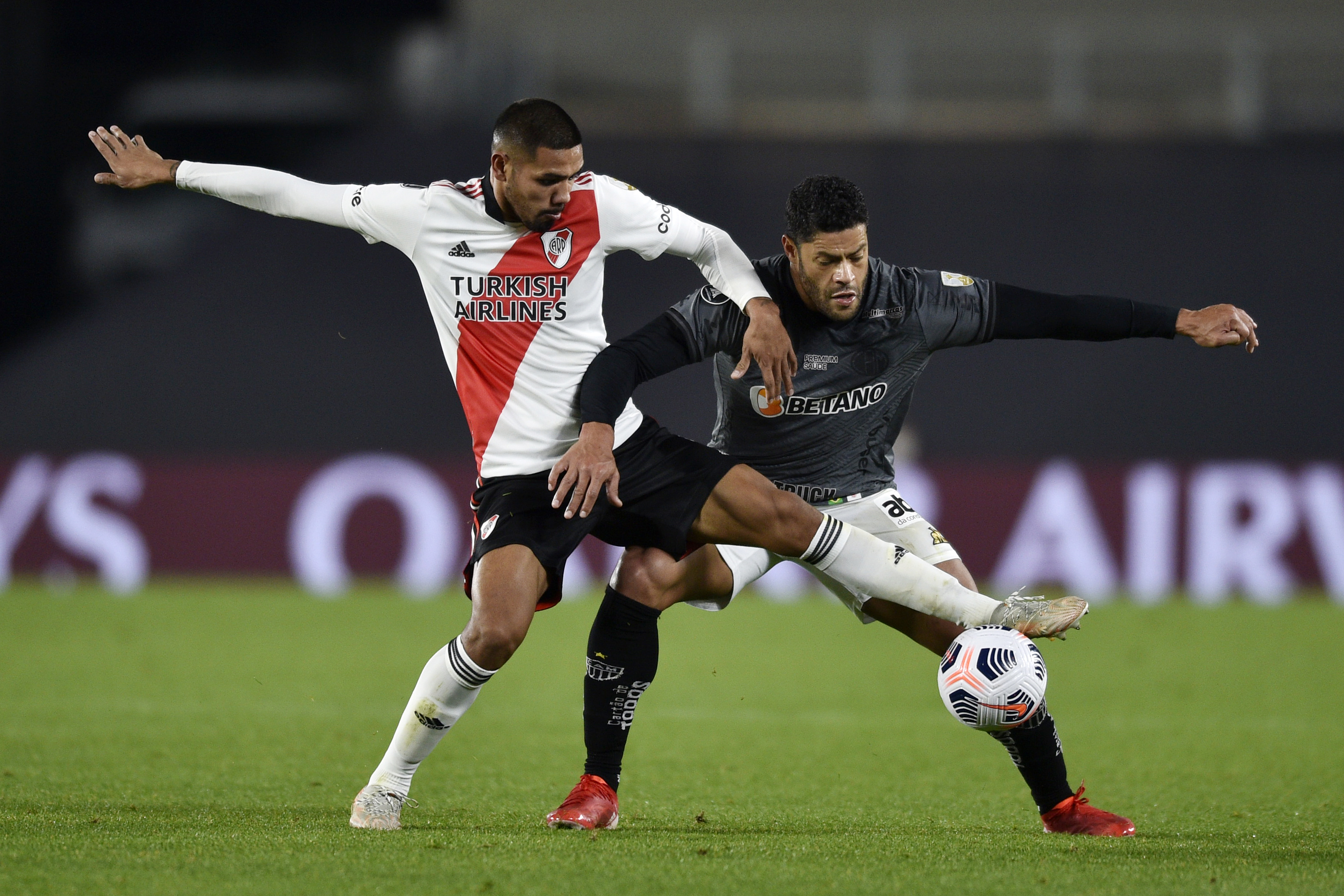 O que o River Plate ensina aos clubes brasileiros sobre sócios-torcedores