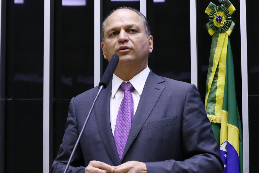 Teto de gastos: líder do governo quer mudanças para bancar novo auxílio