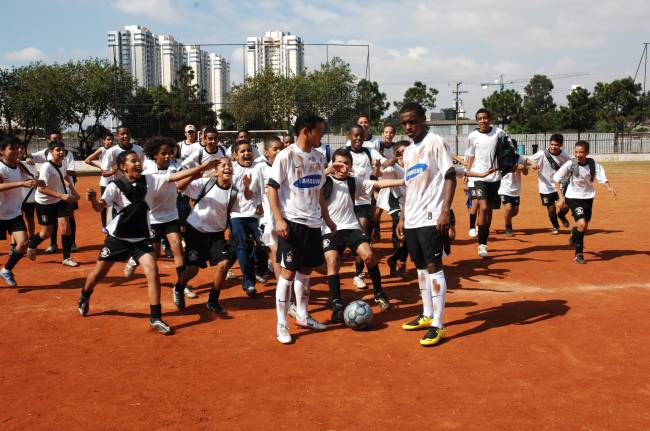 Lulinha e Willian em ensaio de 2007