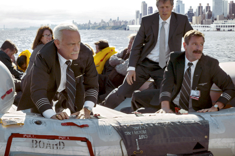 FILME-SULLY-2016-04.jpg SULLY (2016)