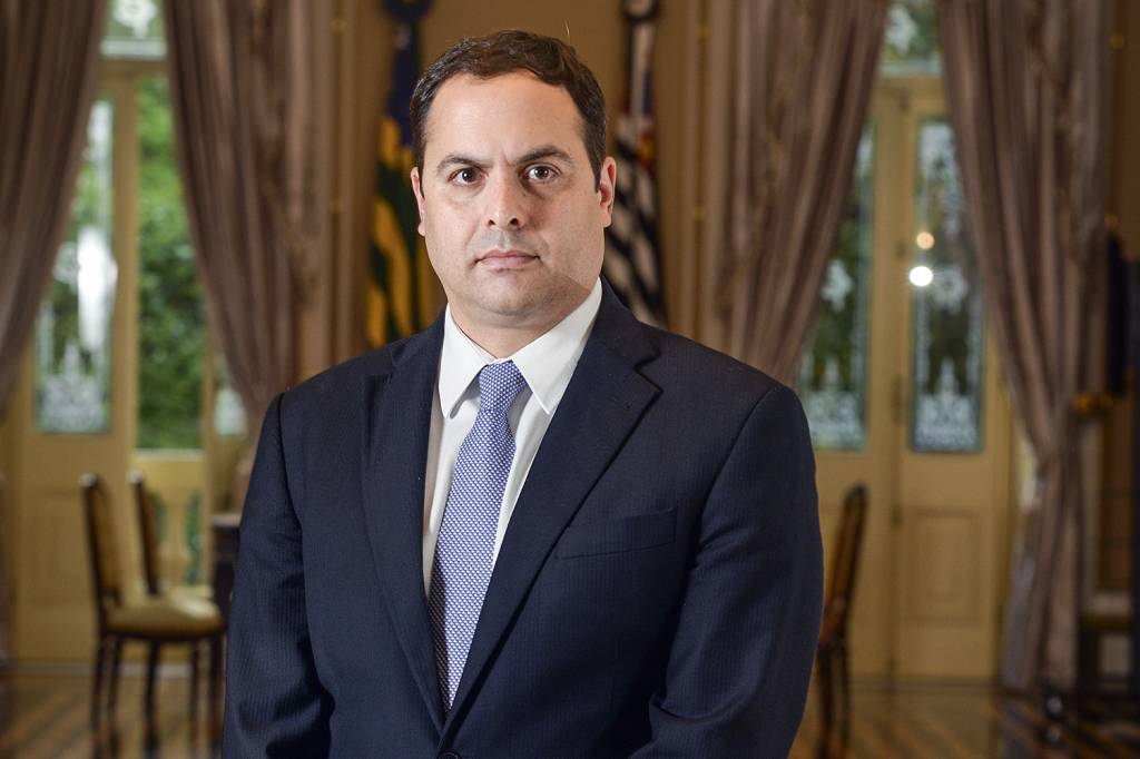 A reunião de Lula e Paulo Câmara, cotado para presidir o Banco do Nordeste