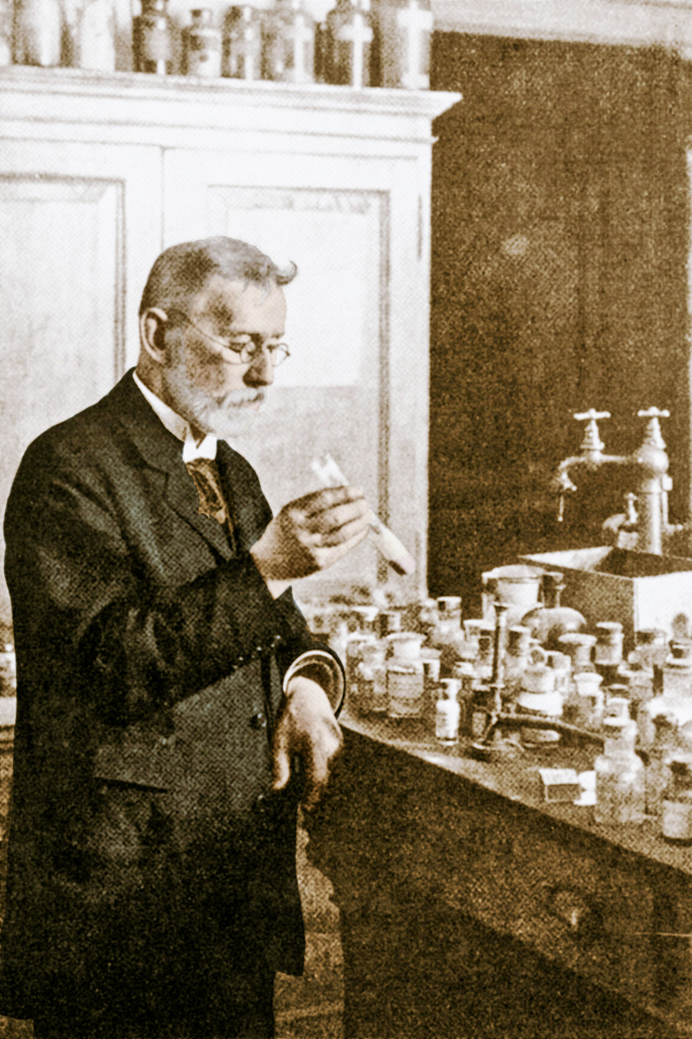 Science Source PAI DA QUÍMIO - Paul Ehrlich: prêmio Nobel de Medicina, ele buscava a “bala mágica” que atuaria apenas em células doentes -