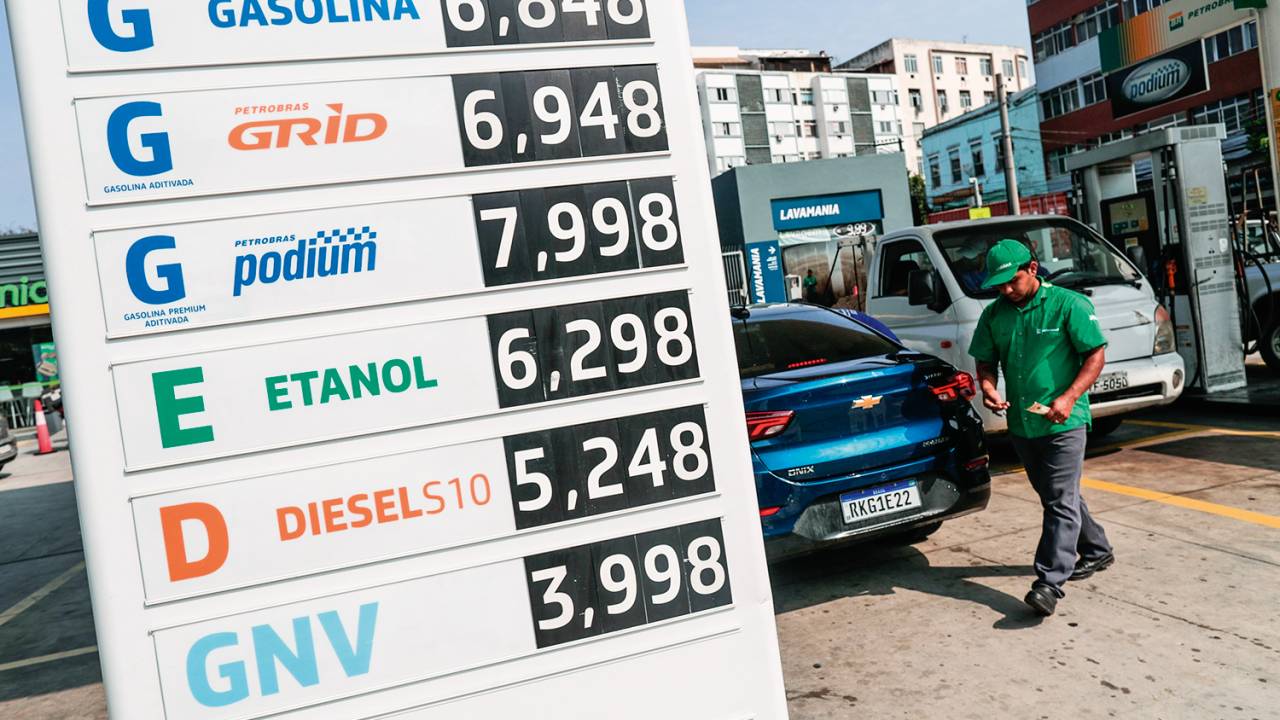 Posto de combustíveis