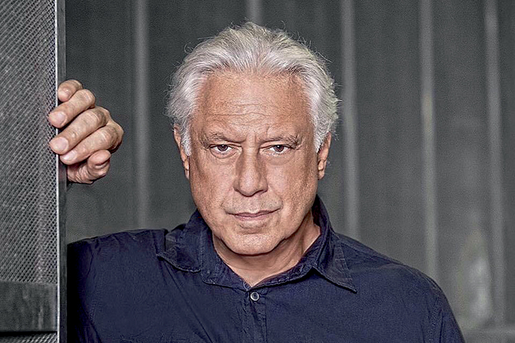 Antonio Fagundes comenta o ‘curso de homens’ de Juliano Cazarré