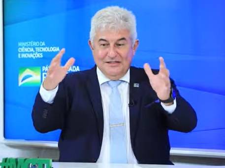 Ministro astronauta Marcos Pontes ironiza terraplanistas: “bobagens”