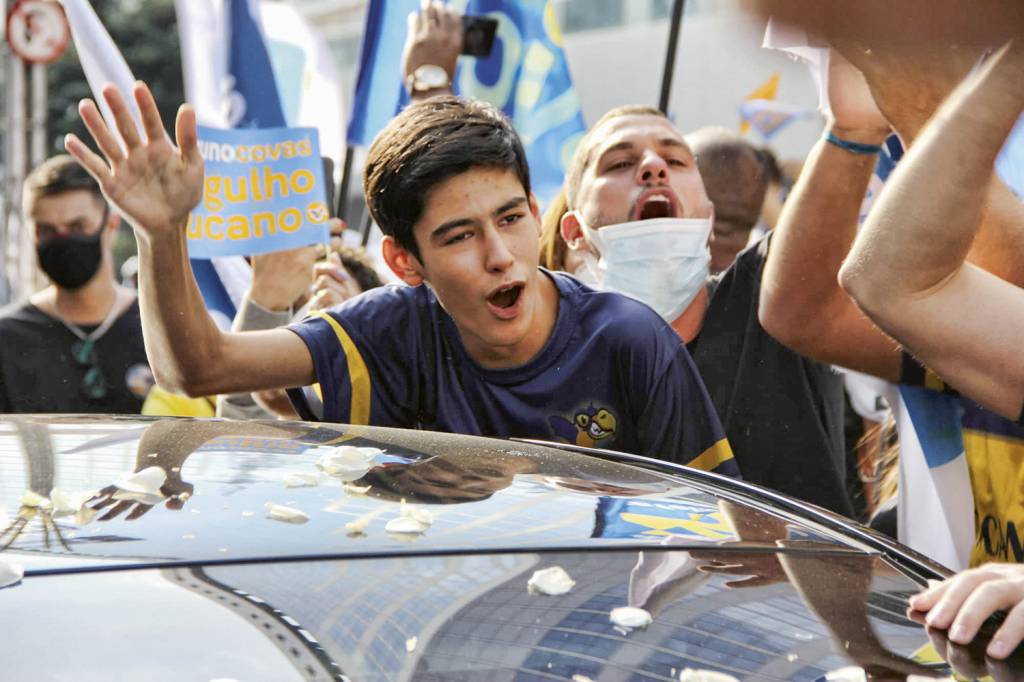 Como Tomás vai passar o dia que marca um ano da morte do pai, Bruno Covas