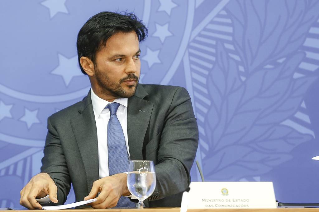 Fábio Faria pede demissão a 10 dias do fim do governo Bolsonaro
