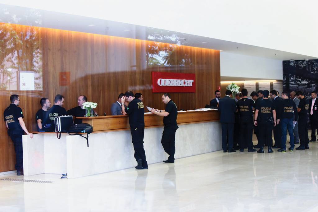 23¿ fase da OperaÁ¿o Lava Jato em SP. INÍCIO DO FIM - PF na Odebrecht, em São Paulo, em 2016: a Lava-Jato levou à criminalização da doação empresarial -