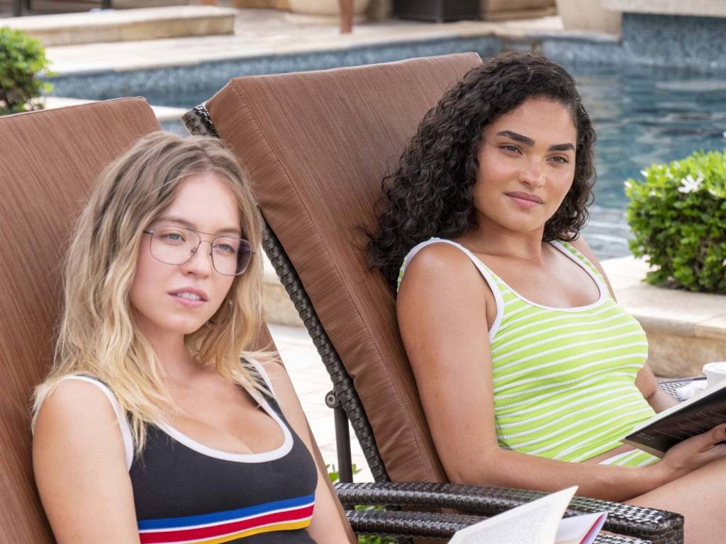 4318871.jpg-r_1920_1080-f_jpg-q_x-xxyxx Sydney Sweeney e Brittany O’Grady em 'The White Lotus'