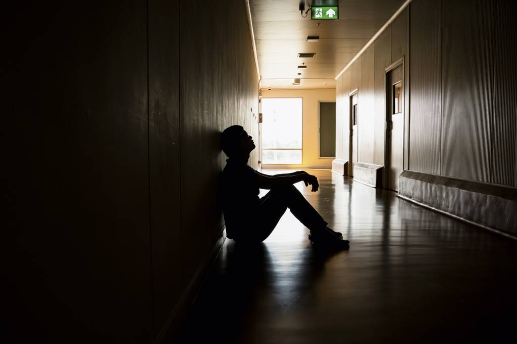 GettyImages-1321620459.jpg CADÊ A LUZ? - Saída da depressão: maior conhecimento fomenta soluções -