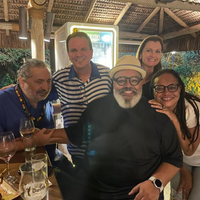 Após encontro com Eduardo Paes, Teresa Cristina testa positivo para Covid