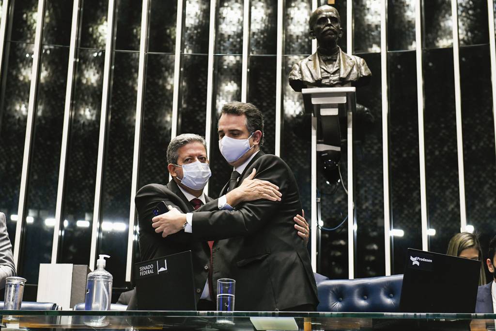 ARTHUR-LIRA-RODRIGO-PACHECO-2021-01.jpg PODEROSOS - Arthur Lira (PP) e Rodrigo Pacheco (PSD): o Legislativo ganhou mais força sob Bolsonaro -