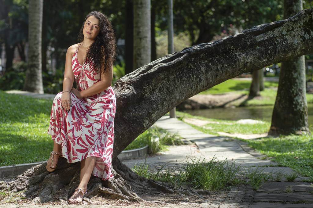 DIZER-NAO-VALESKA-CASTRO-2022-01_-(3).jpg ALÉM DA CONTA - Valeska: sempre prestativa, “mesmo deixando minhas questões em segundo plano” -
