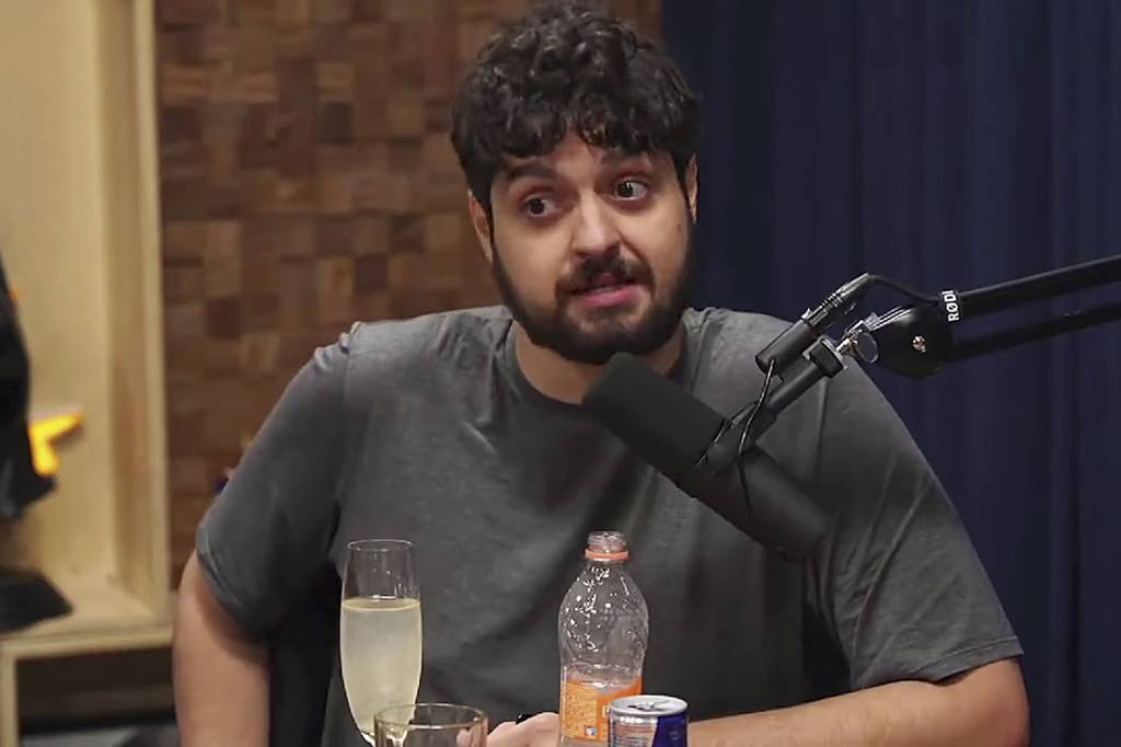 Moraes manda desbloquear redes sociais do influenciador Monark