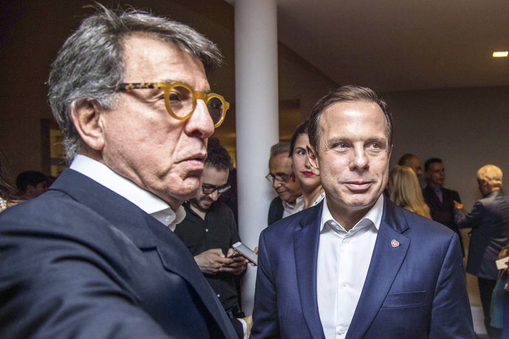 PAULO-MARINHO-JOAO-DORIA-2017-1.jpg FLEX - Paulo Marinho com Doria: buscando a união da chamada terceira via -