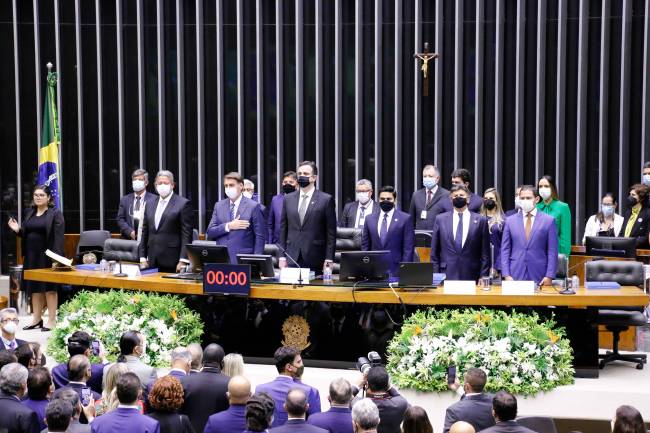 Plenário Congresso reabertura Congresso voltou à atividade ontem —