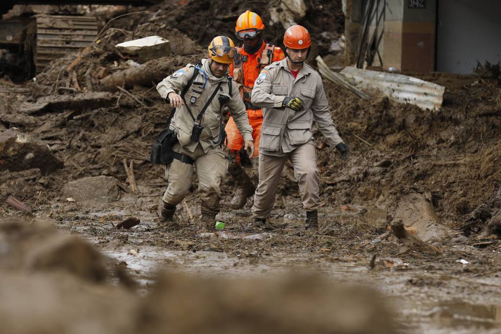Verba enviada a Petrópolis após chuvas de 2022 causa atrito com Alerj